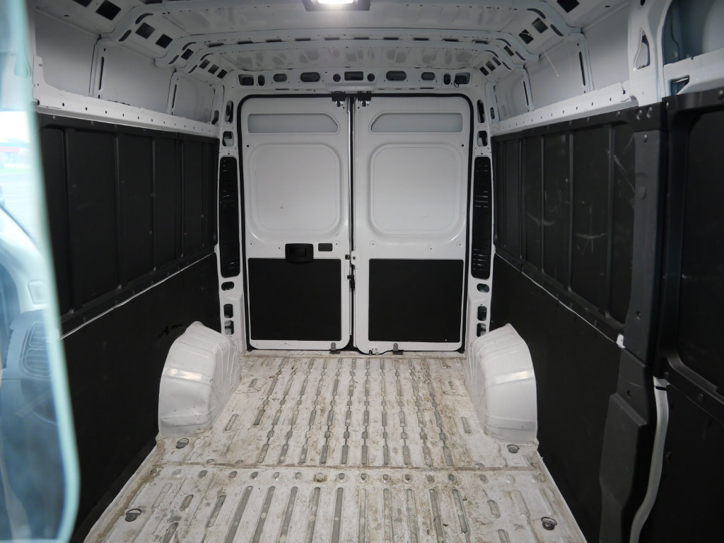 Used 2025 RAM ProMaster 2500 w/ Convenience Group FWD image 25