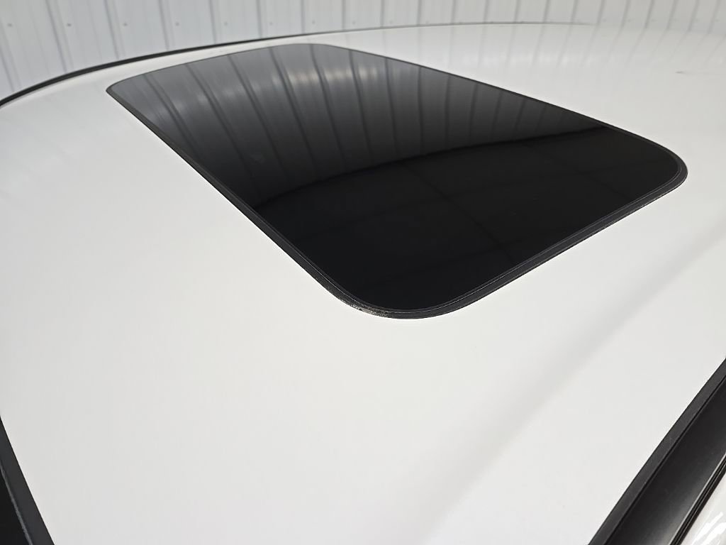 Used 2023 Honda CR-V EX image 11