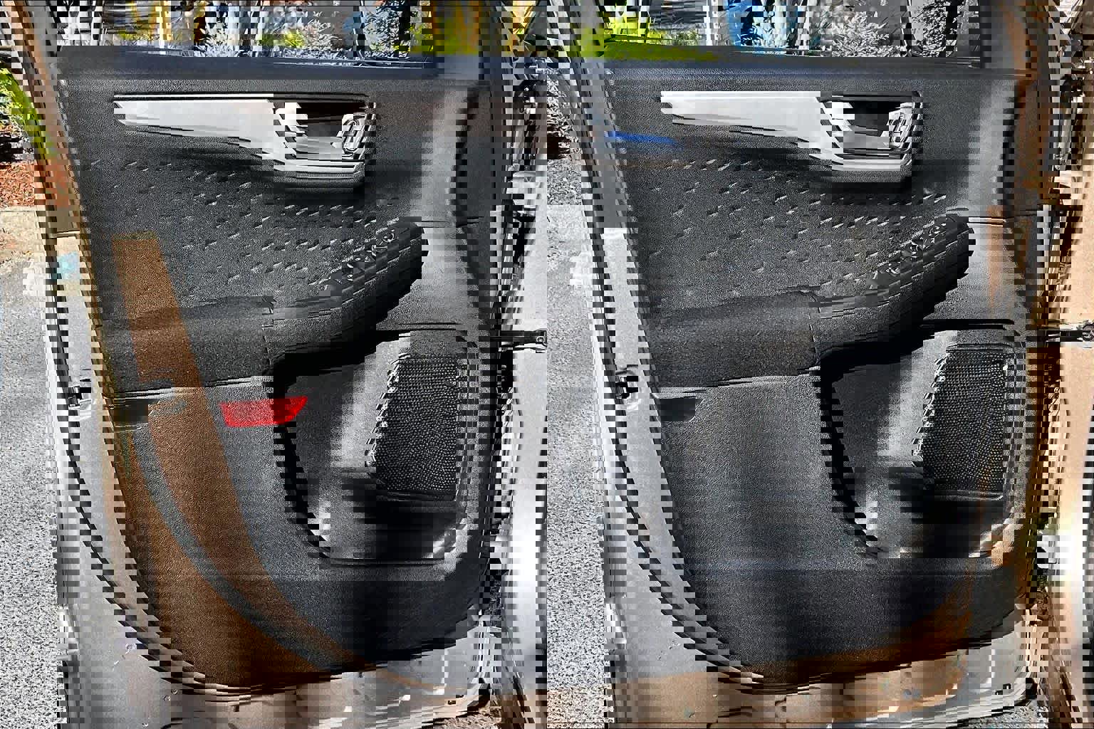 Used 2020 Ford Escape SE image 22