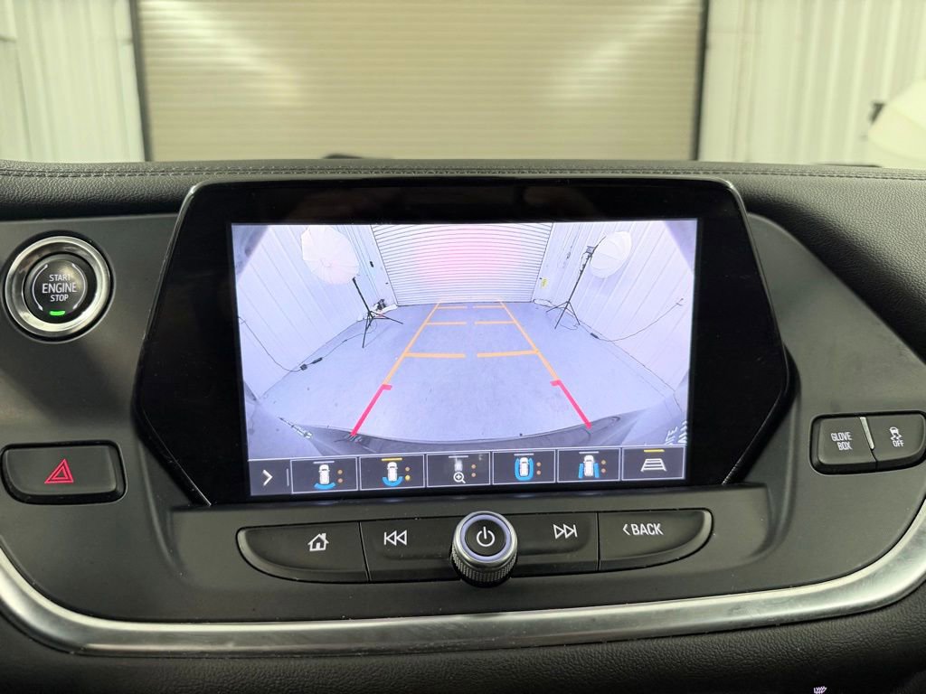 Used 2019 Chevrolet Blazer LT w/ Sound & Technology Package FWD image 18