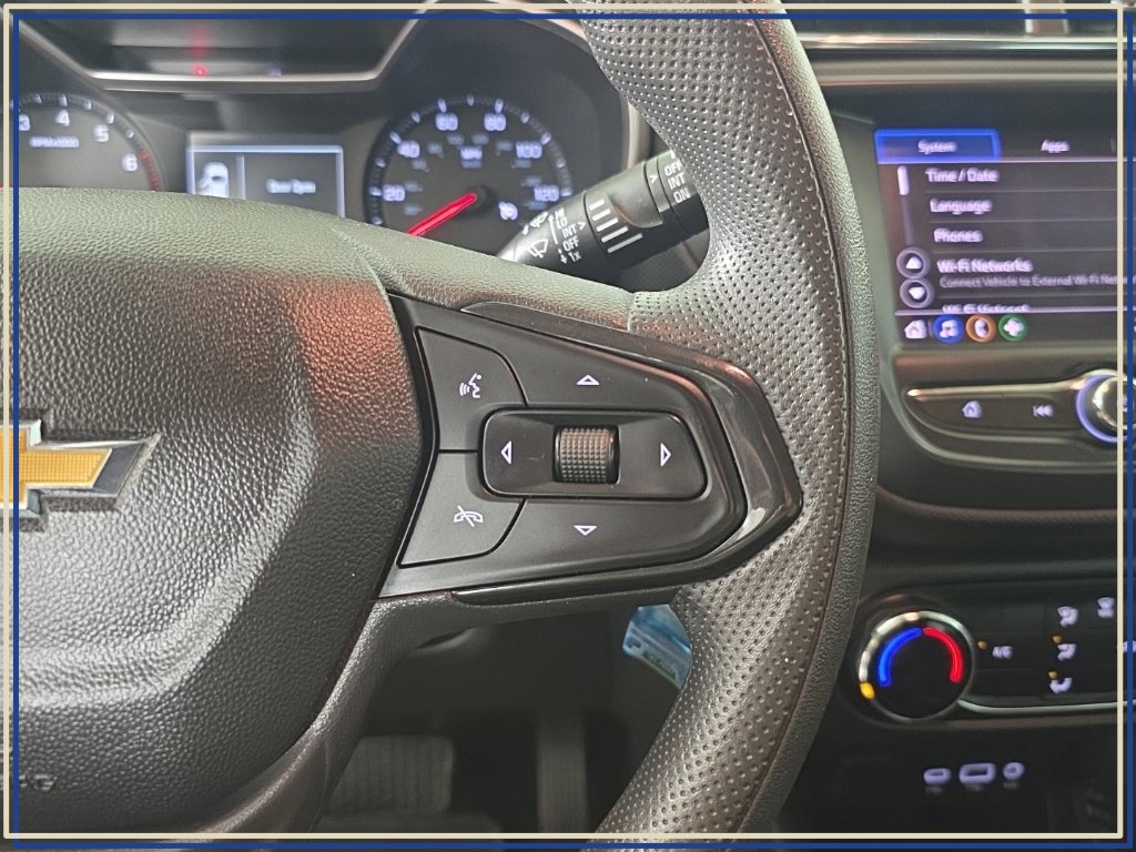 Certified 2023 Chevrolet TrailBlazer LS FWD image 25