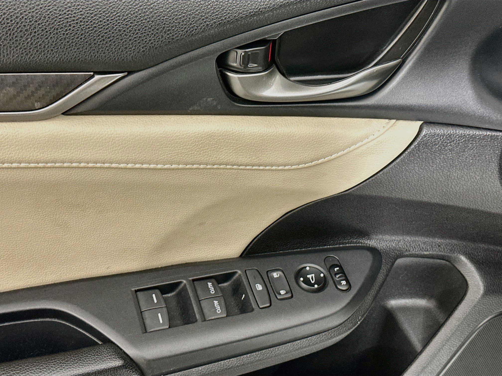 Used 2018 Honda Civic Sport Touring image 15