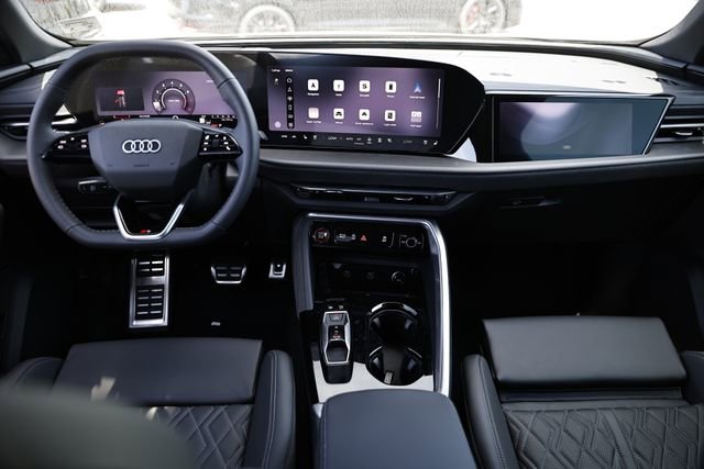 New 2026 Audi SQ5 Premium Plus AWD/4WD image 29