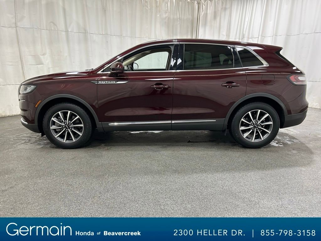 Used 2022 Lincoln Nautilus FWD image 5