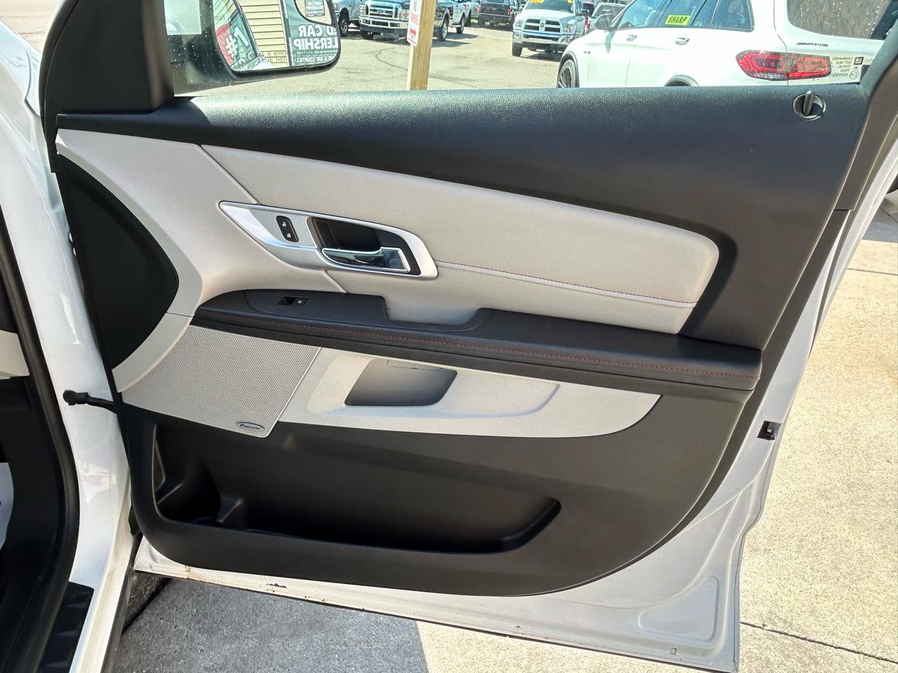 Used 2014 GMC Terrain SLT FWD image 16