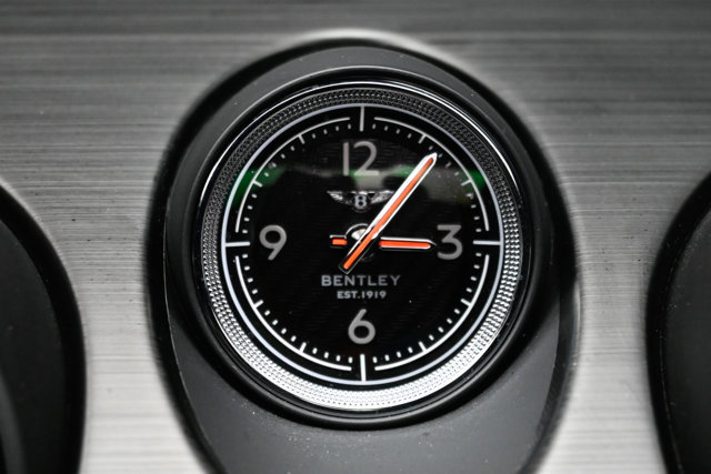 Used 2019 Bentley Bentayga image 92