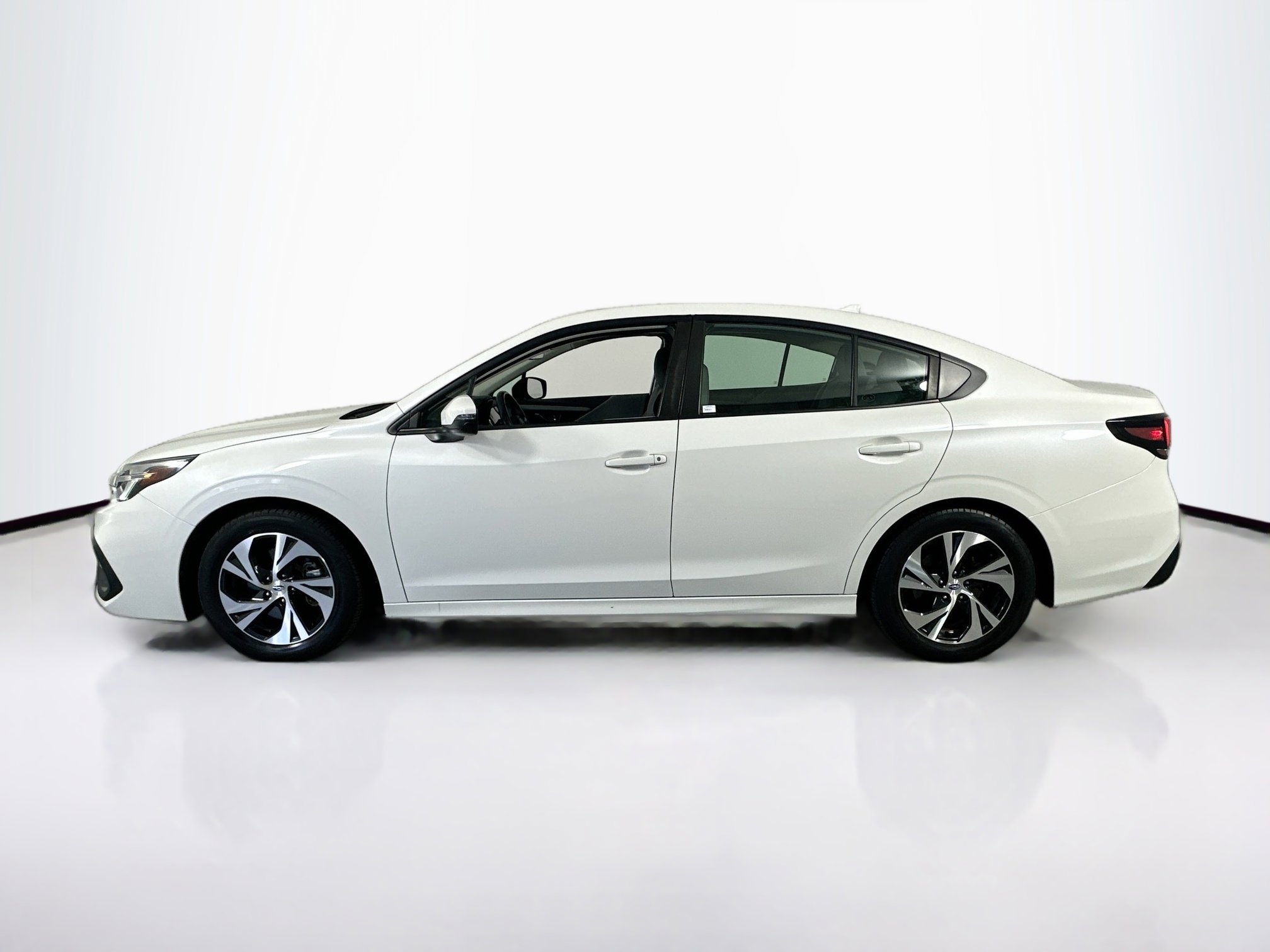 Used 2023 Subaru Legacy Premium image 8