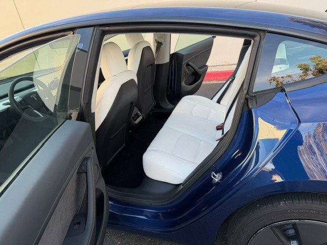 Used 2023 Tesla Model 3 Standard Range image 15
