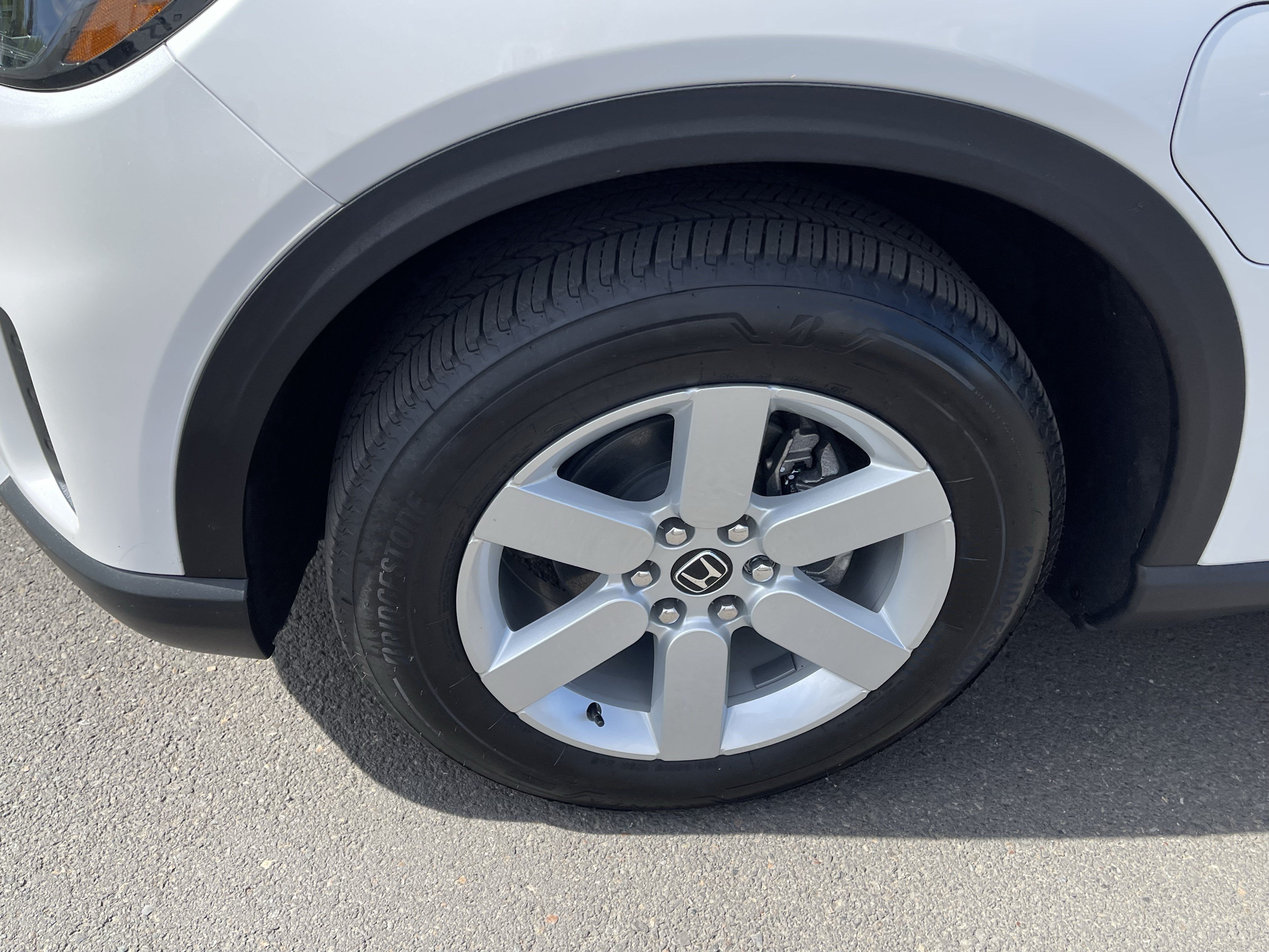 Used 2024 Honda Prologue EX image 9