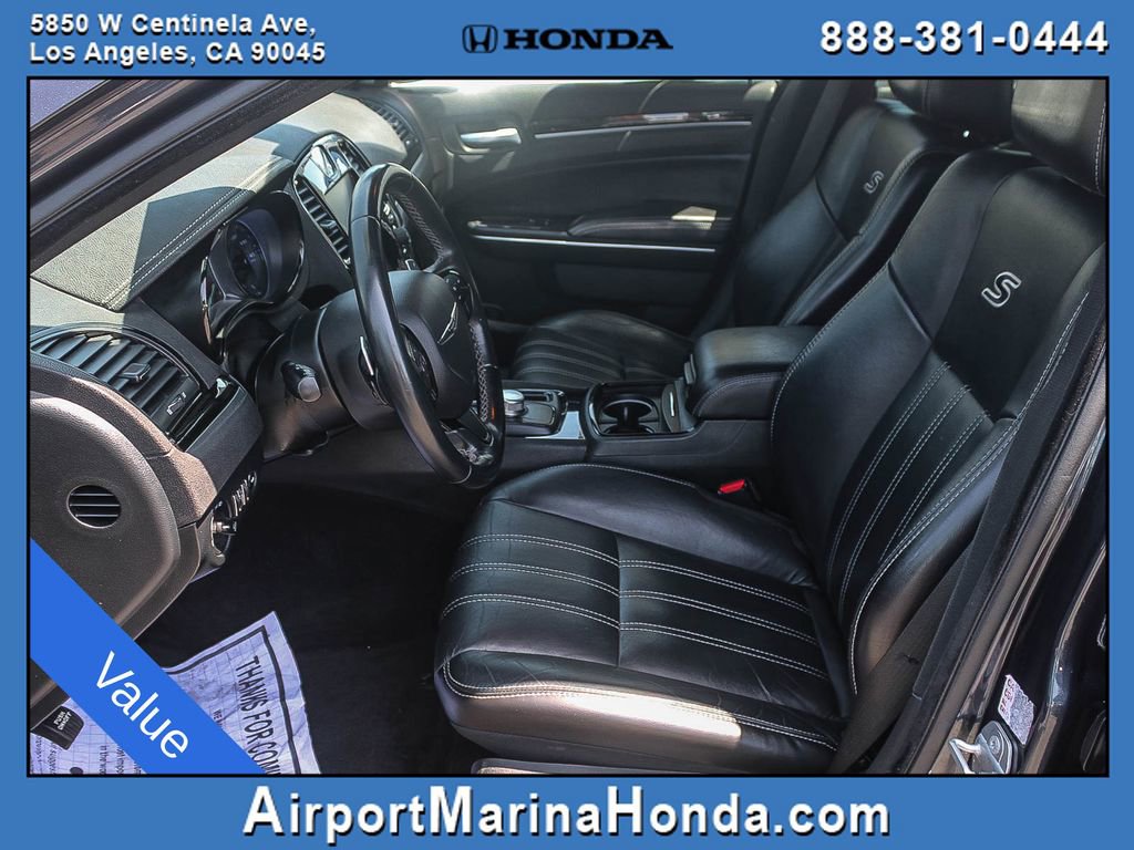 Used 2018 Chrysler 300 S RWD image 14