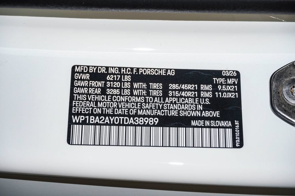 New 2026 Porsche Cayenne Coupe AWD/4WD image 30