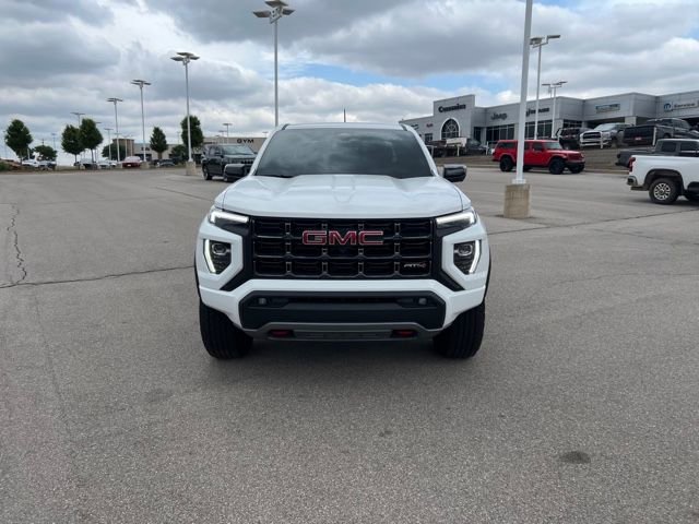 Used 2024 GMC Canyon AT4 w/ AT4 Premium Package AWD/4WD image 2