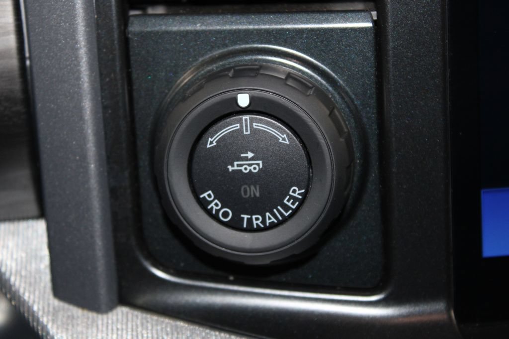 Used 2025 Ford F150 Lariat w/ Equipment Group 501A Mid AWD/4WD image 42