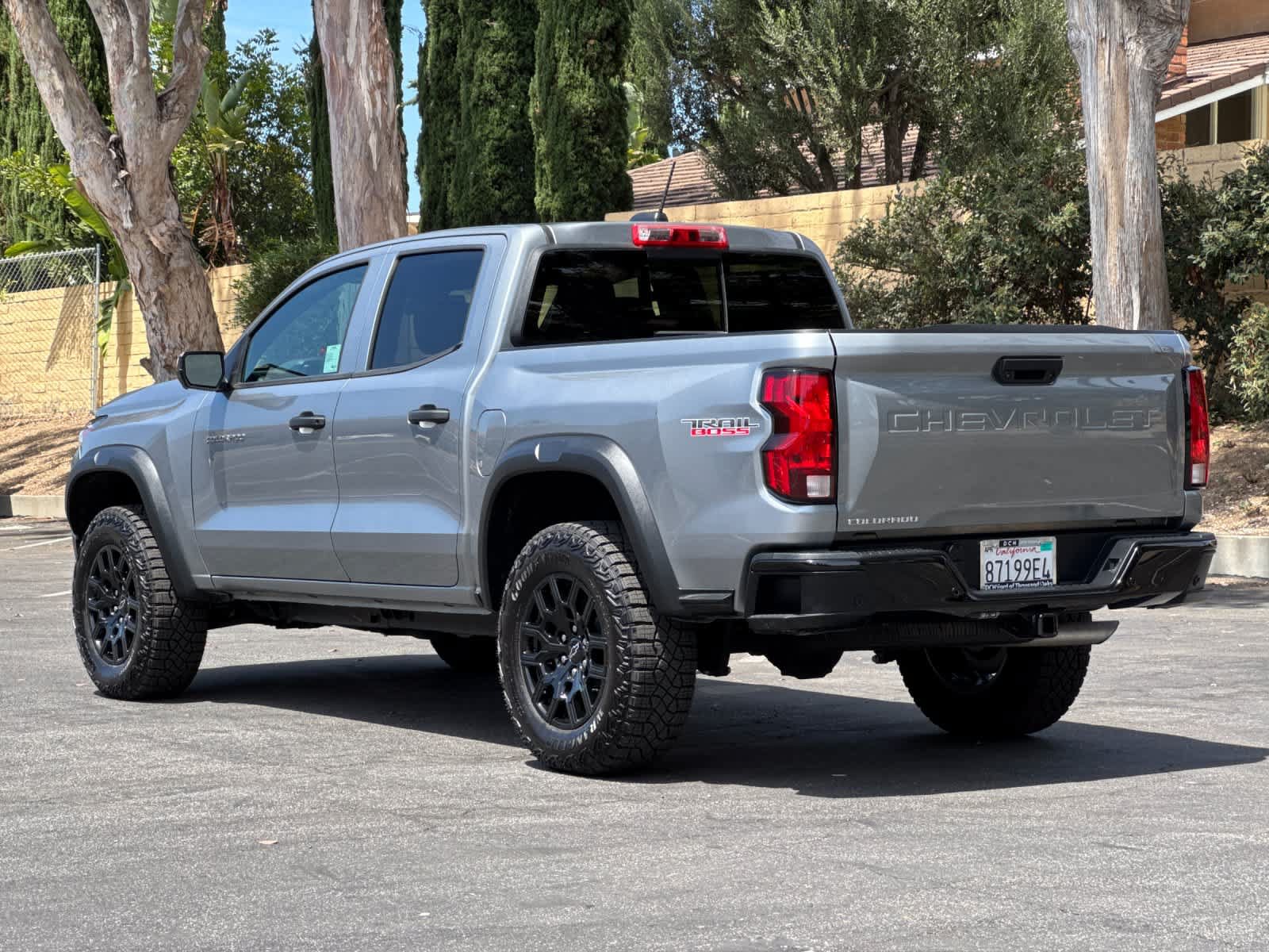 Used 2025 Chevrolet Colorado Trail Boss AWD/4WD image 6