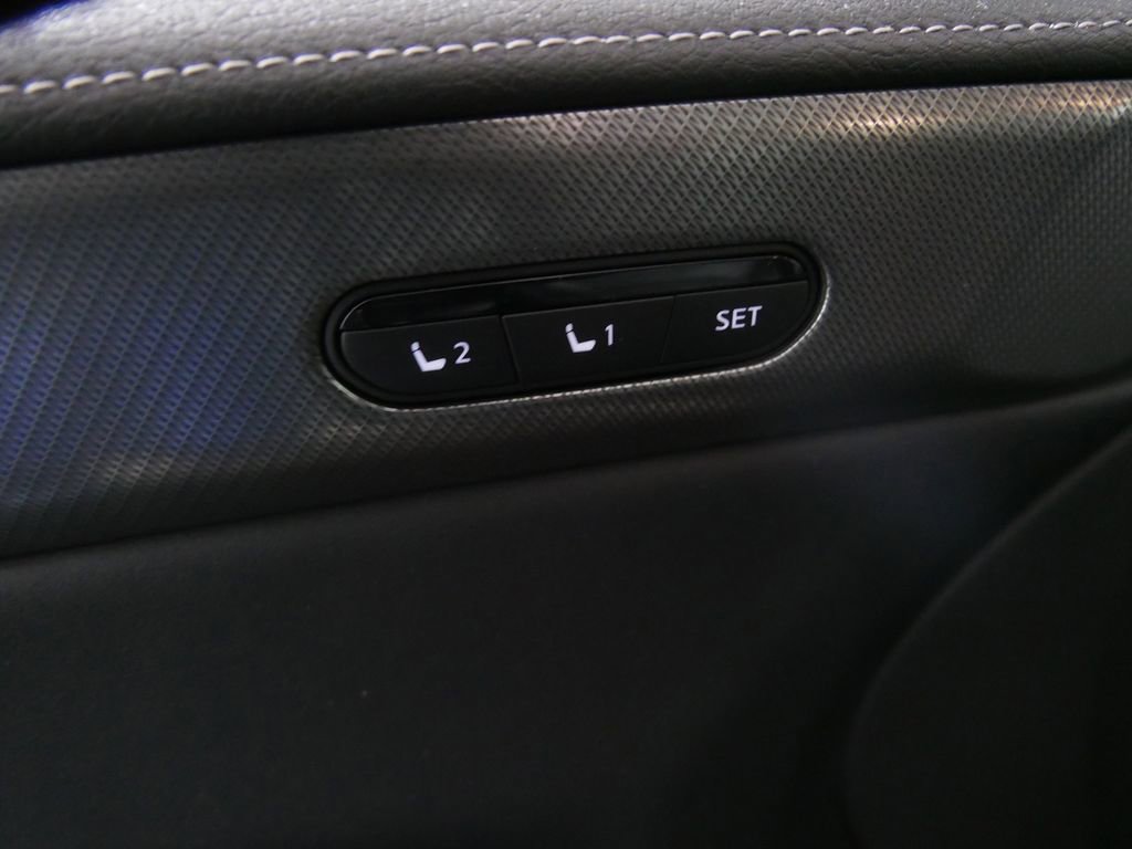 Used 2025 INFINITI QX60 Luxe image 11