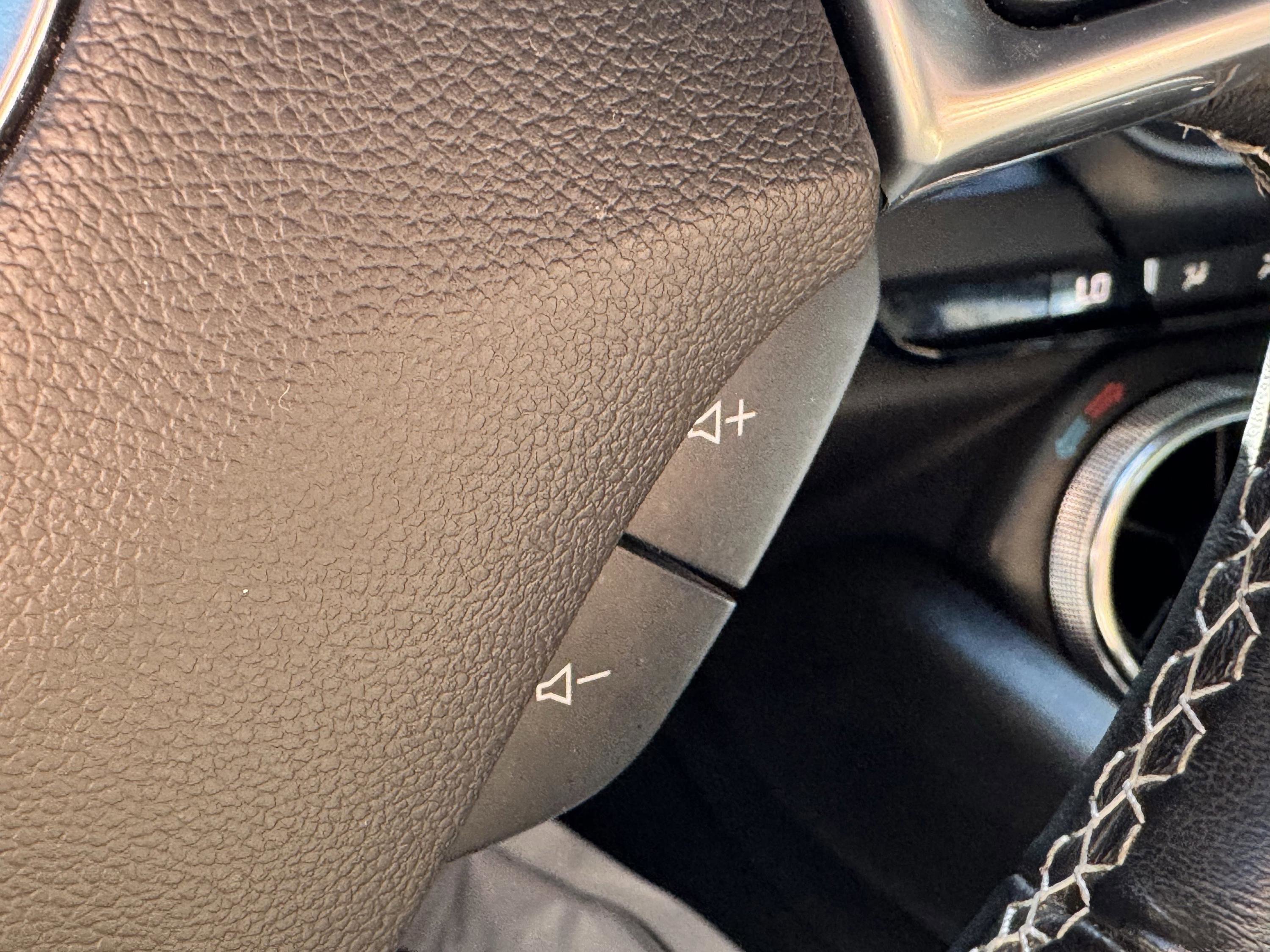 Used 2021 Chevrolet Camaro LT RWD image 18