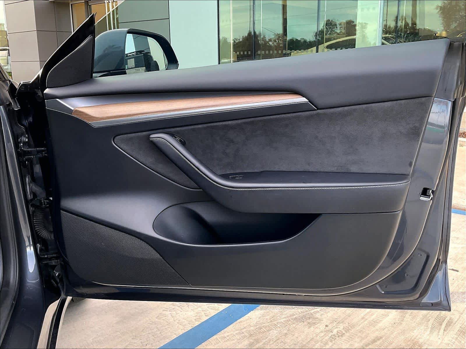 Used 2023 Tesla Model 3 Standard Range RWD image 25