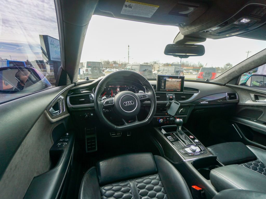 Used 2017 Audi RS 7 Prestige w/ Carbon-Optic Package image 12