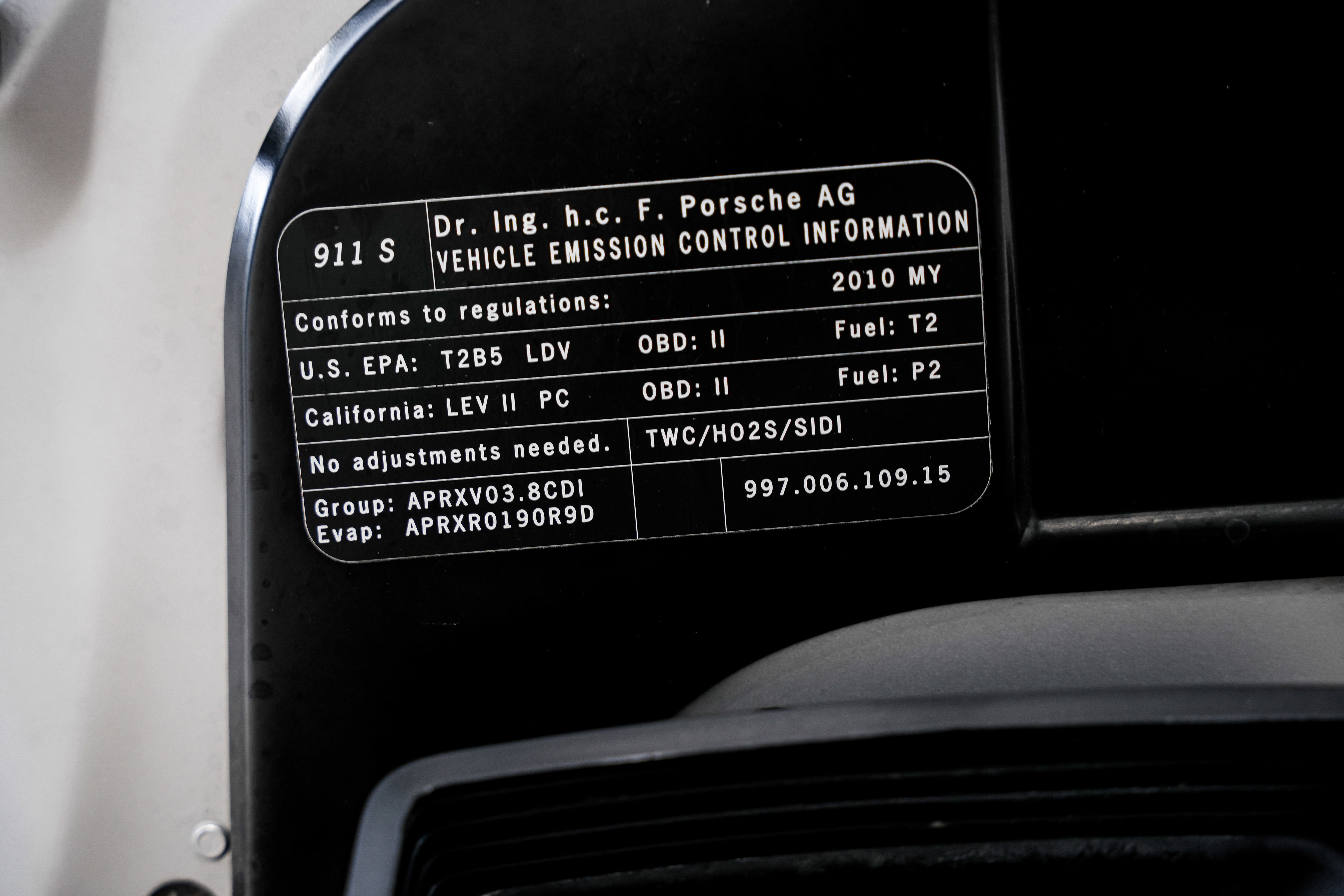 Used 2010 Porsche 911 Carrera S image 46