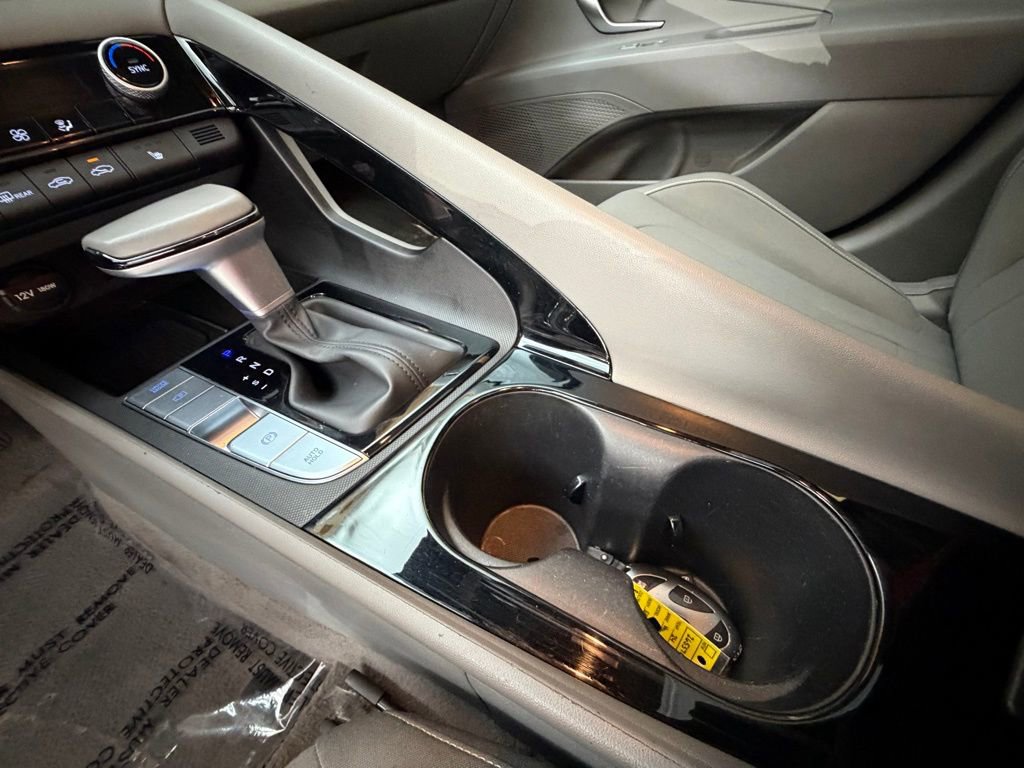 Used 2024 Hyundai Elantra SEL w/ Convenience Package image 18