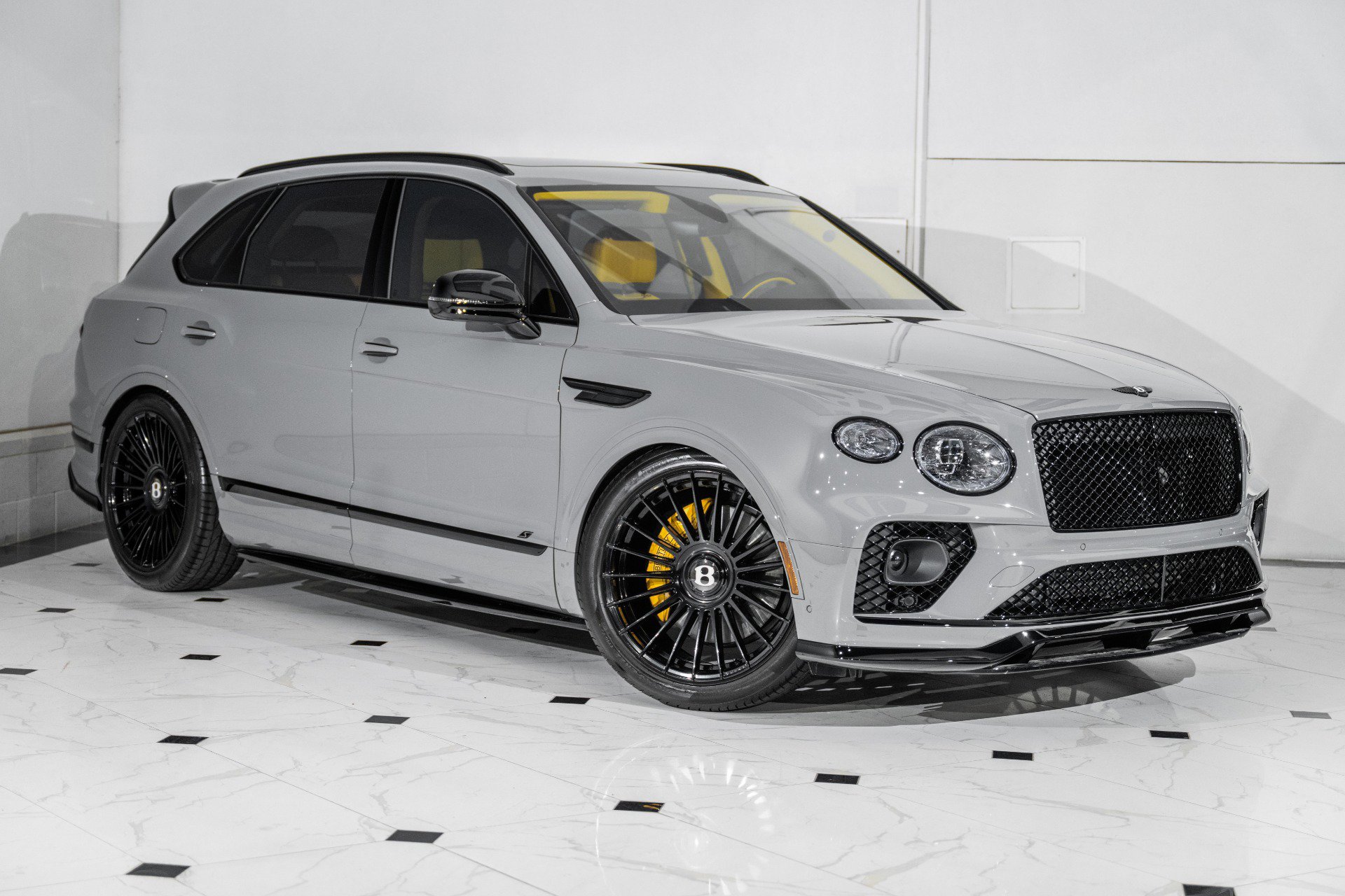 Used 2023 Bentley Bentayga