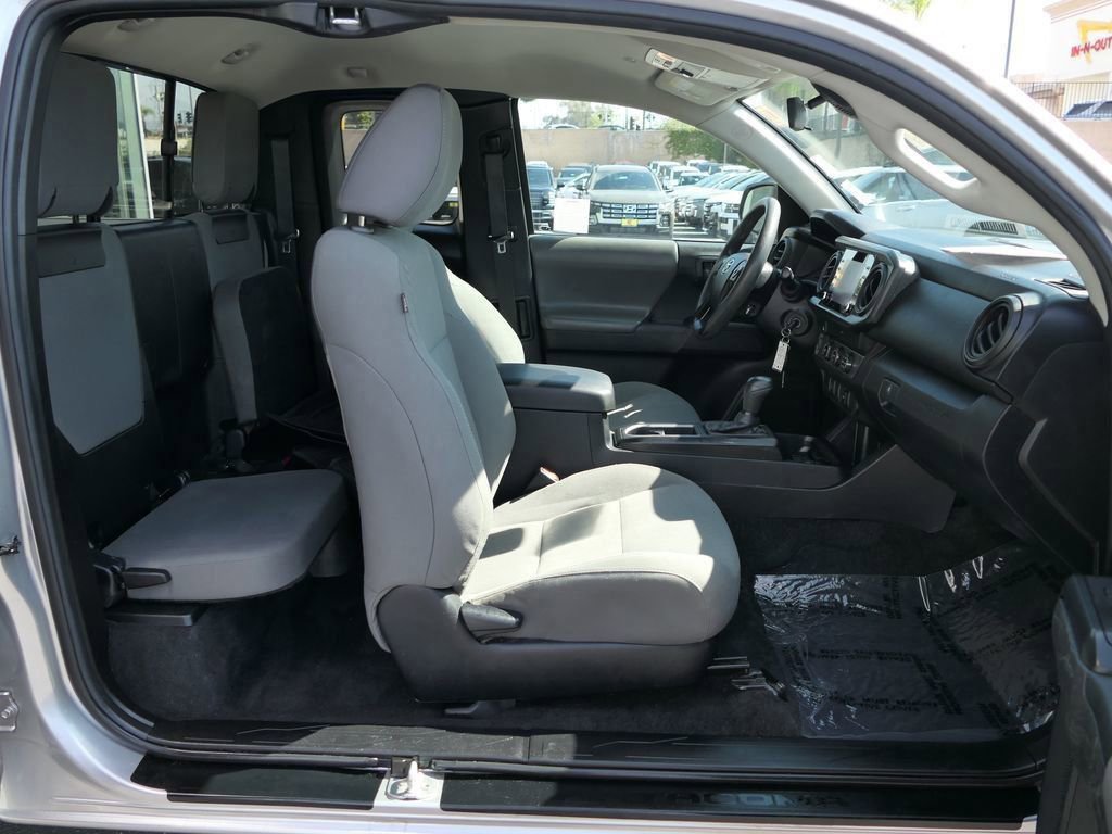 Used 2021 Toyota Tacoma SR w/ SR Convenience Package image 22