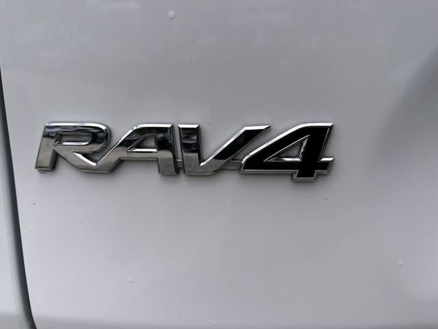 Used 2024 Toyota RAV4 LE FWD image 39