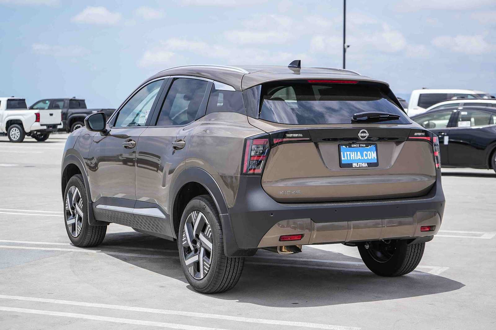 New 2026 Nissan Kicks SV FWD image 8