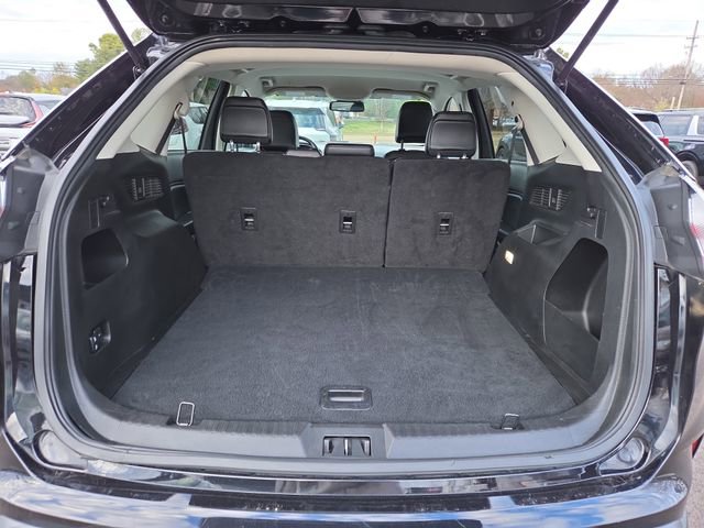 Used 2024 Ford Edge SEL image 13
