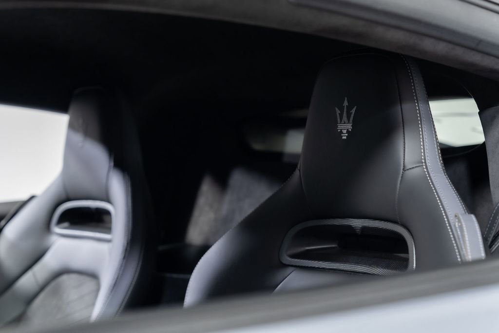 Used 2023 Maserati MC20 Coupe RWD image 32