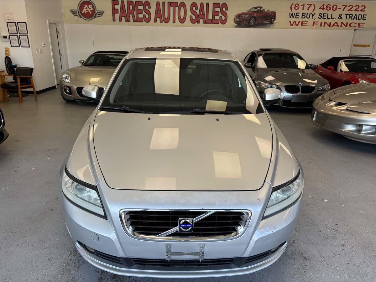 Used 2010 Volvo S40 2.4i FWD image 1