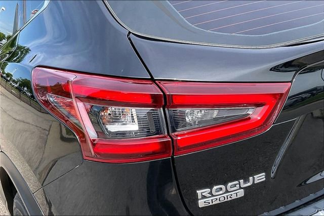 Certified 2021 Nissan Rogue Sport SV w/ Technology Package FWD image 28