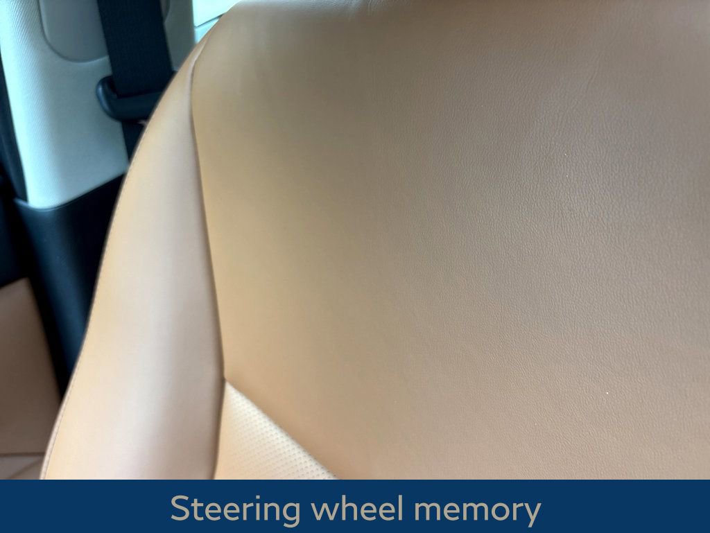 Certified 2023 INFINITI Q50 Luxe w/ Cargo Package image 6