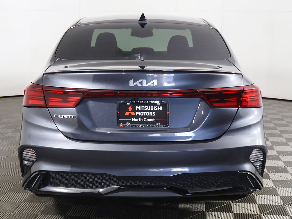 Used 2023 Kia Forte GT-Line w/ GT-Line Technology Package FWD image 11