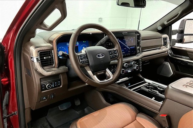 Used 2025 Ford F350 King Ranch image 13