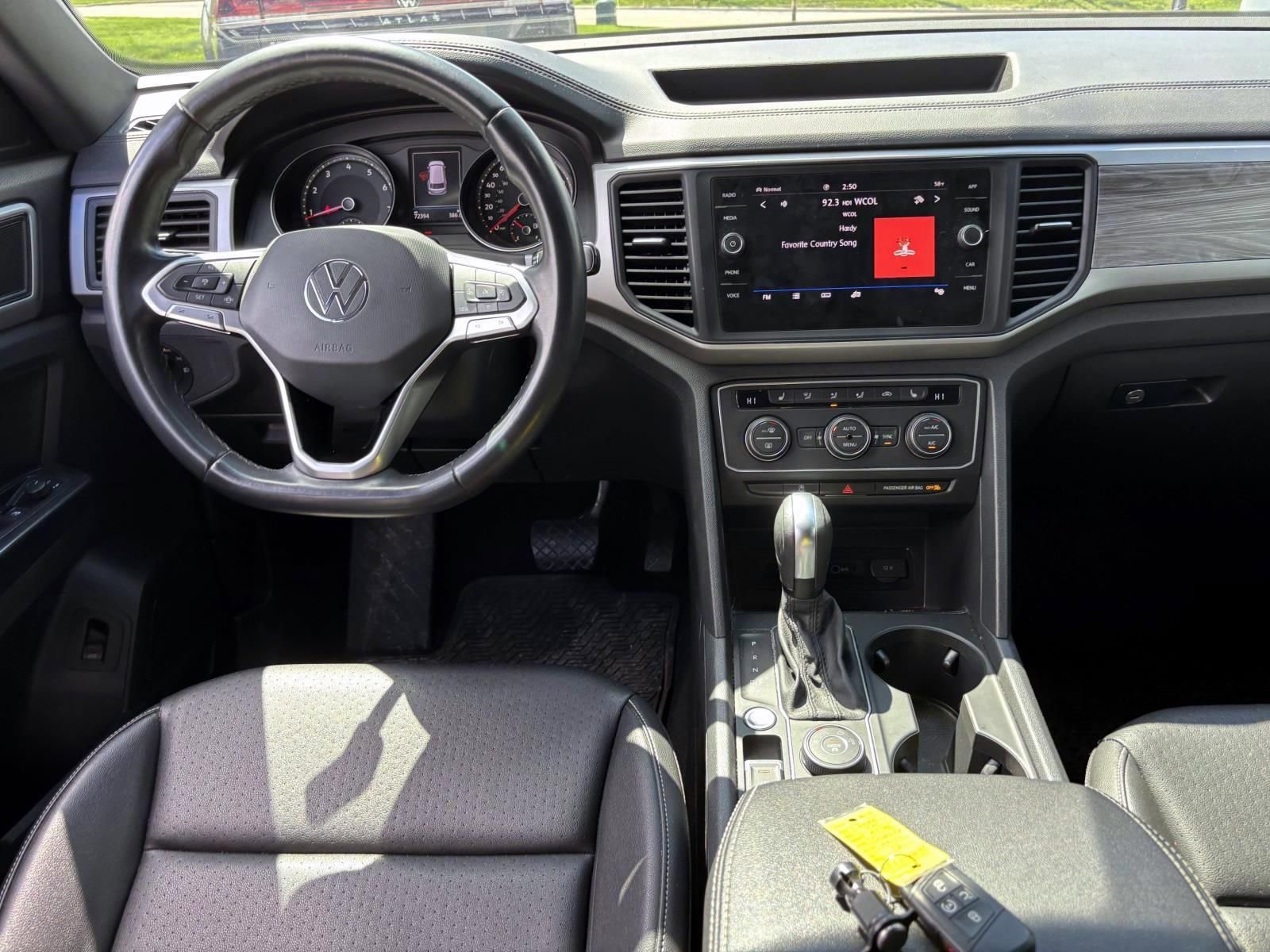 Used 2020 Volkswagen Atlas Cross Sport SE w/ Towing Package image 27