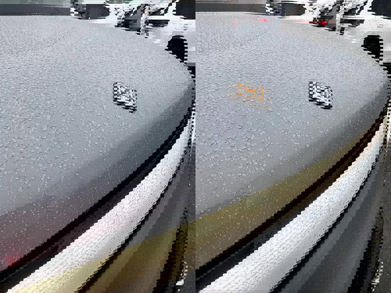 Used 2023 Rivian R1S Adventure image 31