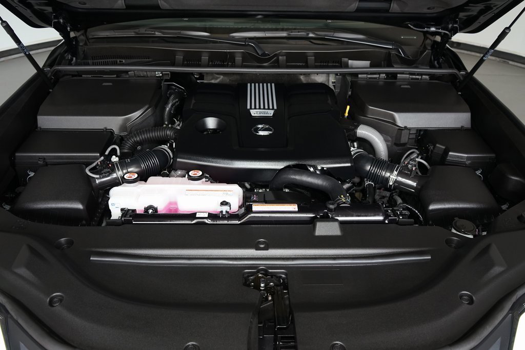 Used 2026 Lexus LX 600 4WD w/ Luxury Package image 37