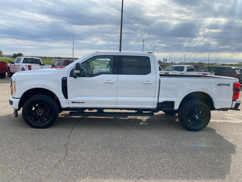 New 2026 Ford F350 Lariat w/ Black Appearance Package AWD/4WD image 3