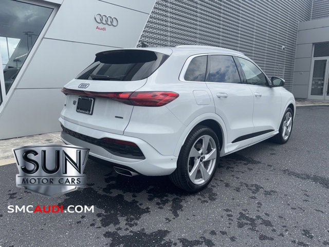 New 2025 Audi Q5 Prestige image 17