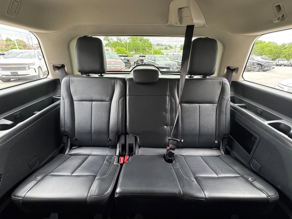 Used 2024 Ford Expedition XLT AWD/4WD image 31