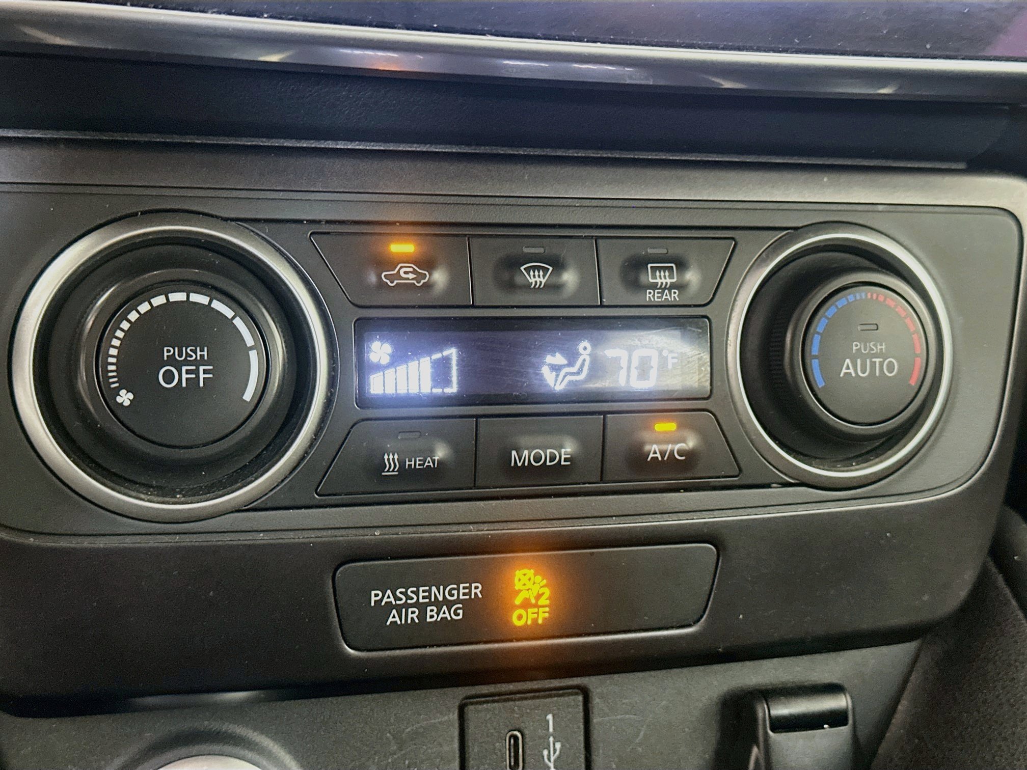 Used 2024 Nissan Leaf S FWD image 23