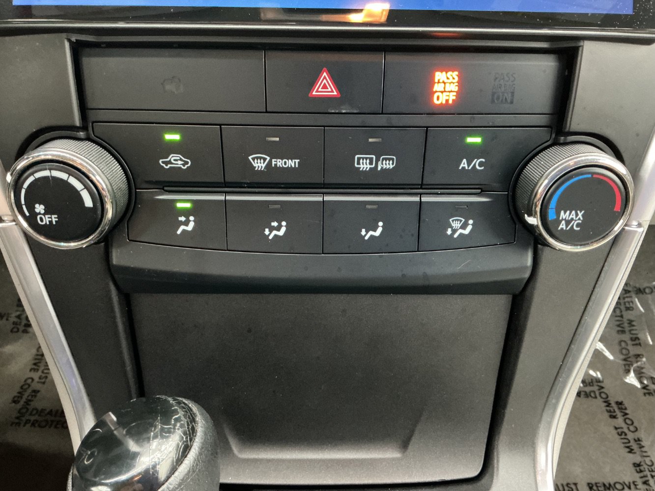 Used 2016 Toyota Camry LE FWD image 36