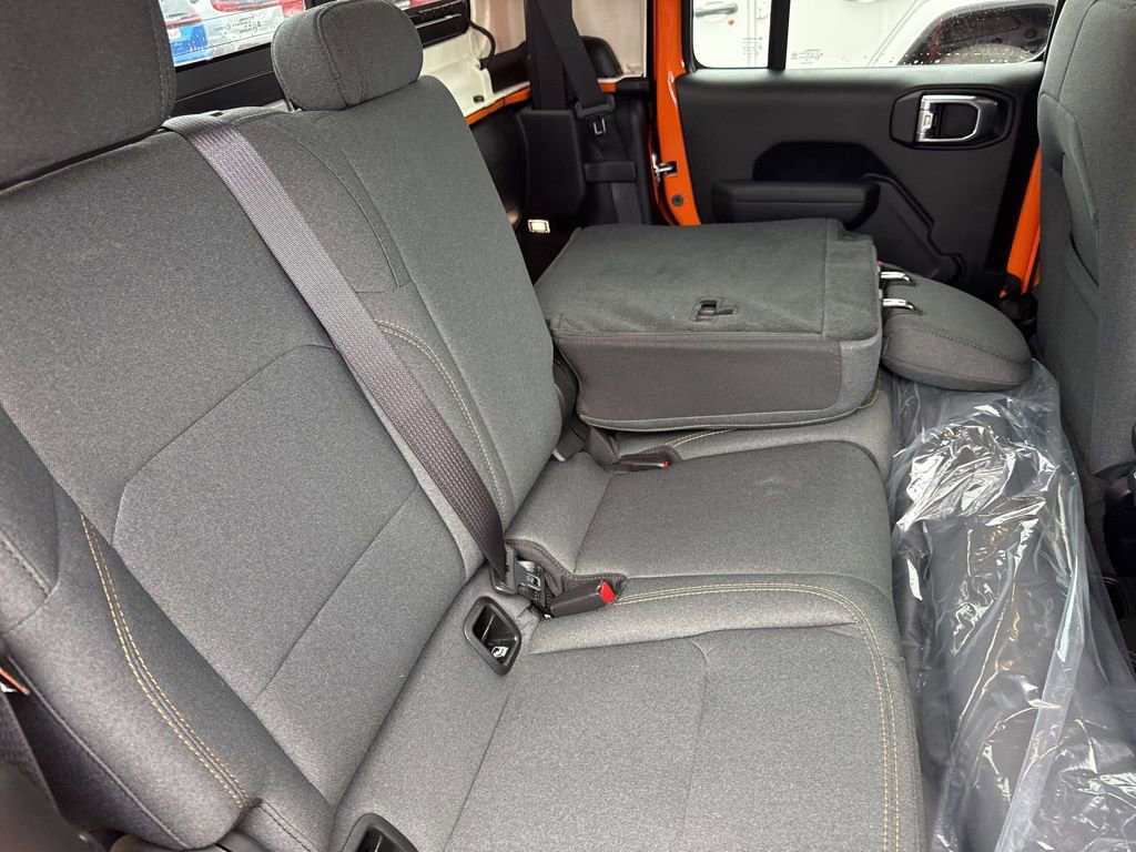 New 2025 Jeep Gladiator Sport image 47