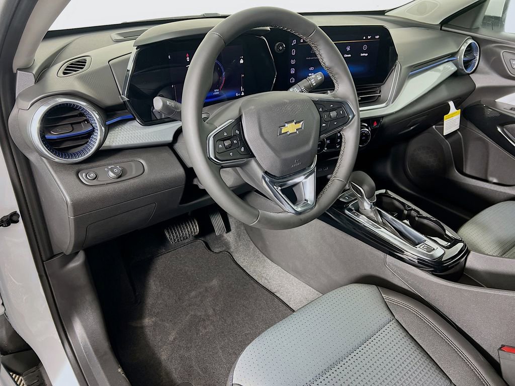 New 2026 Chevrolet Trax LT w/ Driver Confidence Package image 9