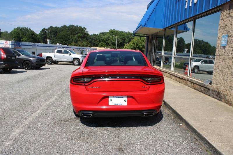 Used 2018 Dodge Charger SXT image 5