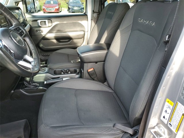 Used 2018 Jeep Wrangler Unlimited Sahara w/ Cold Weather Group image 24