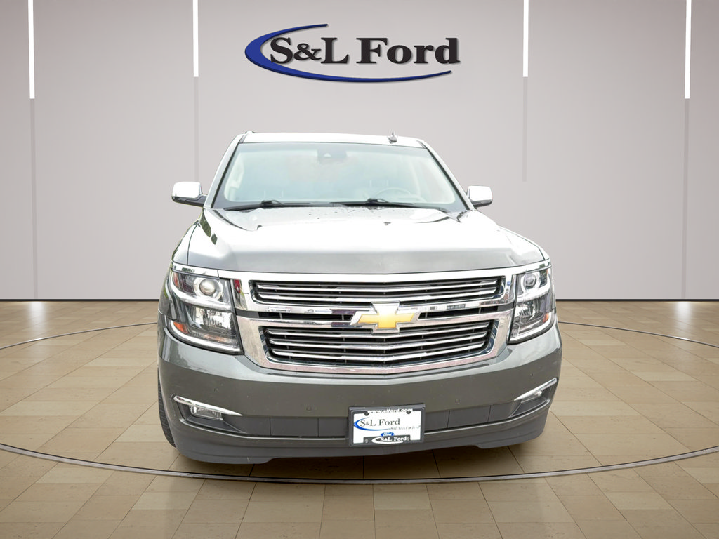 Used 2019 Chevrolet Suburban Premier AWD/4WD image 12