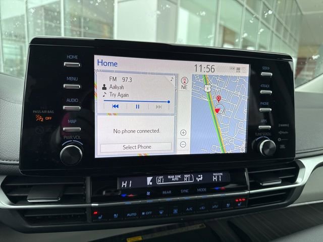 Used 2022 Toyota Sienna Limited image 15