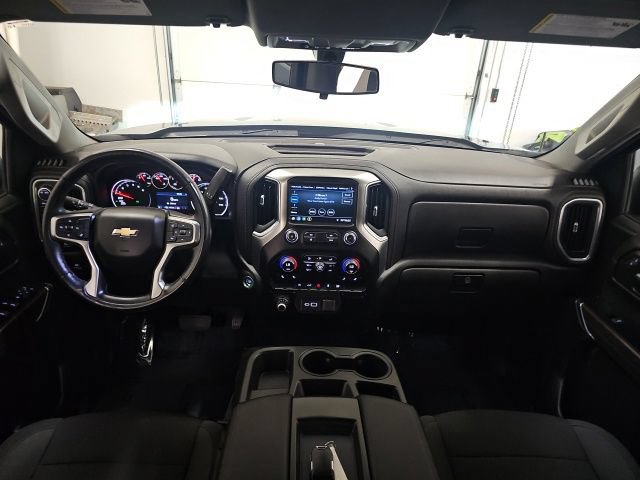 Used 2022 Chevrolet Silverado 1500 LT AWD/4WD image 28